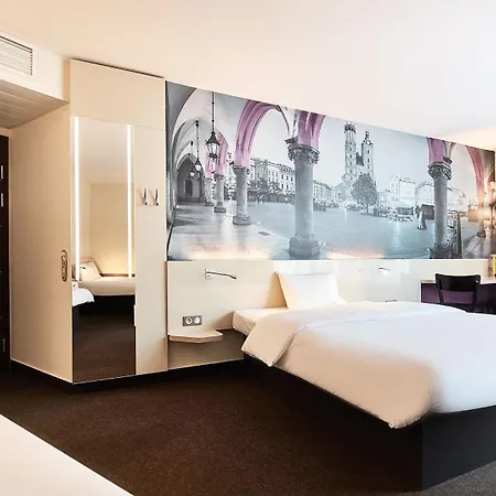 Centrum Hotel 2*